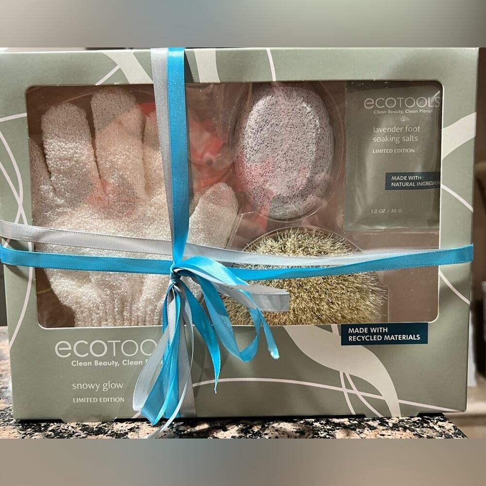 Ecotools Cleanse Kit Shower Gloves Body Brush Pumice Stone Foot Soak NWT